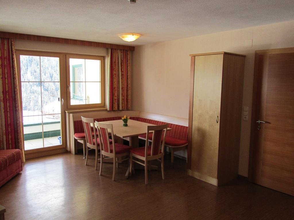 Apart Alpenschlössl Aparthotel 2*