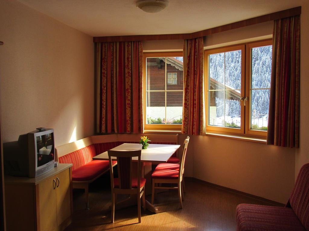 Apart Alpenschlössl Aparthotel 2*